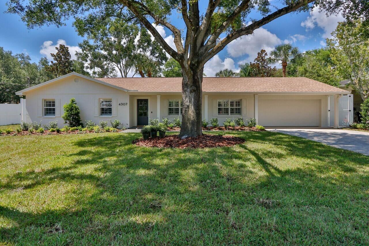 Property Photo:  4307 W Roland Street  FL 33609 
