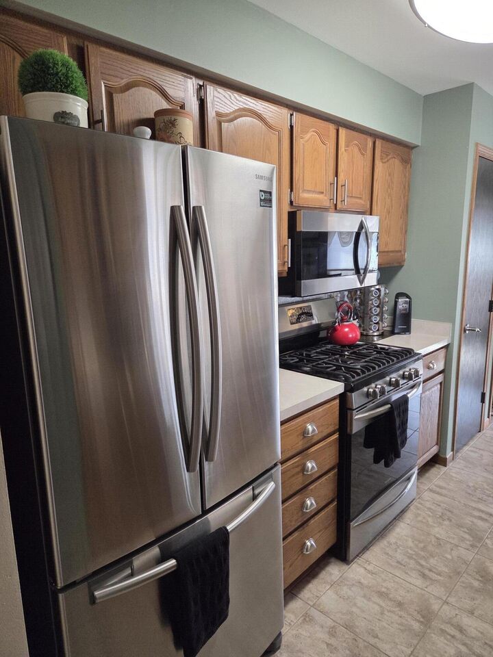 Property Photo: 5215 67th St WI 53142