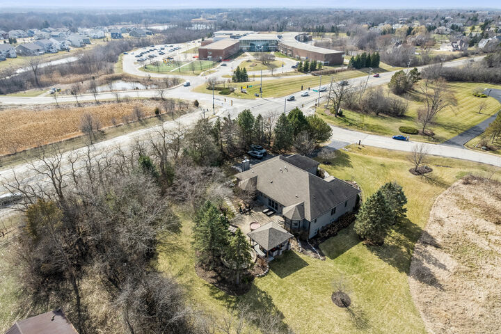 Property Photo:  24963 N Abbey Glenn Drive  IL 60047 