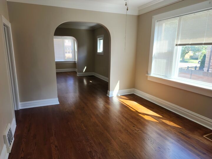 Property Photo:  5808 N Navarre Avenue 1  IL 60631 