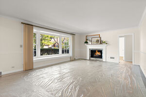 Property Photo:  372 Stratford Road  IL 60016 