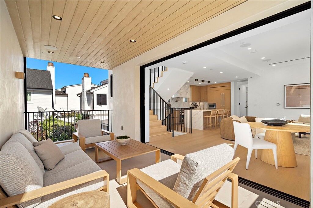 Property Photo:  612 Begonia 1/2  CA 92625 