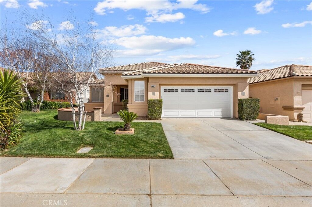 Property Photo:  1318 S Bay Hill  CA 92220 