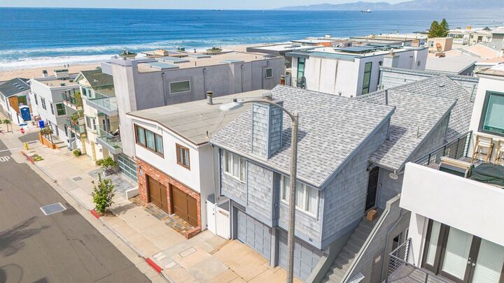 Property Photo:  127 21st  CA 90266 