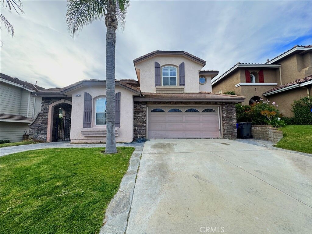 Property Photo:  28931 Canyon Oak Place  CA 91390 