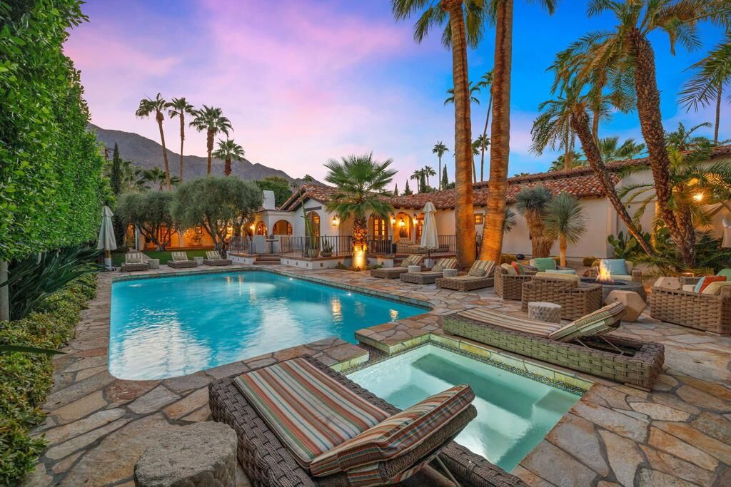 Property Photo:  535 N Belardo Road  CA 92262 