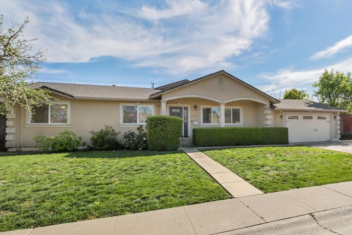 Property Photo:  5106 McKinney Way  CA 95608 