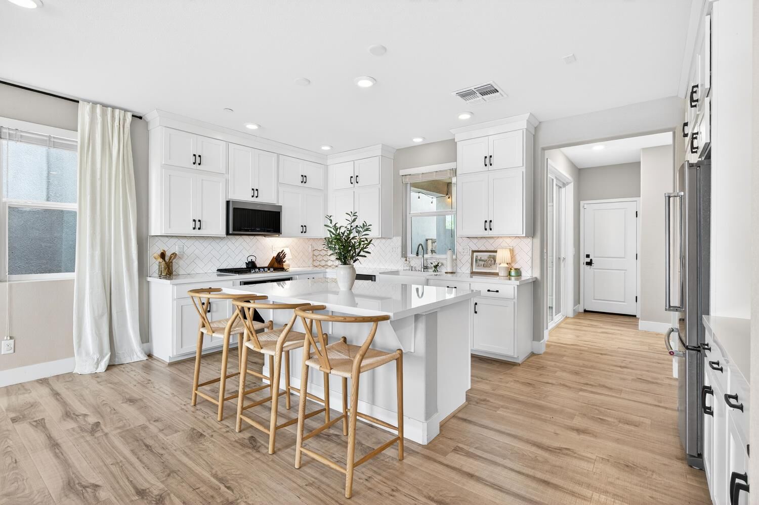 Property Photo:  2861 Bathford Street  CA 95833 