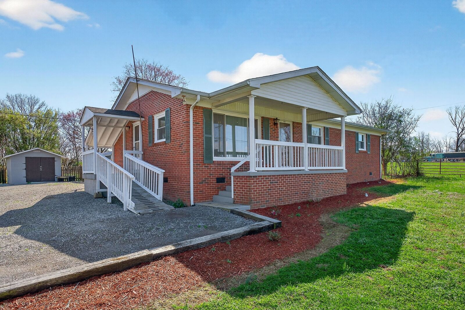 Property Photo:  1823 Evins Mill Rd  TN 37166 