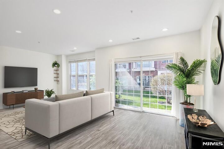 Property Photo: 133 Abbie Court NJ 07093