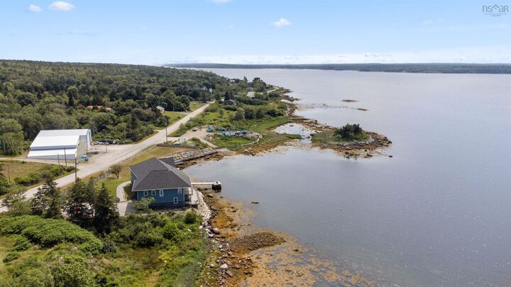 Property Photo: 1112 Sandy Point Road NS B0T 1W0
