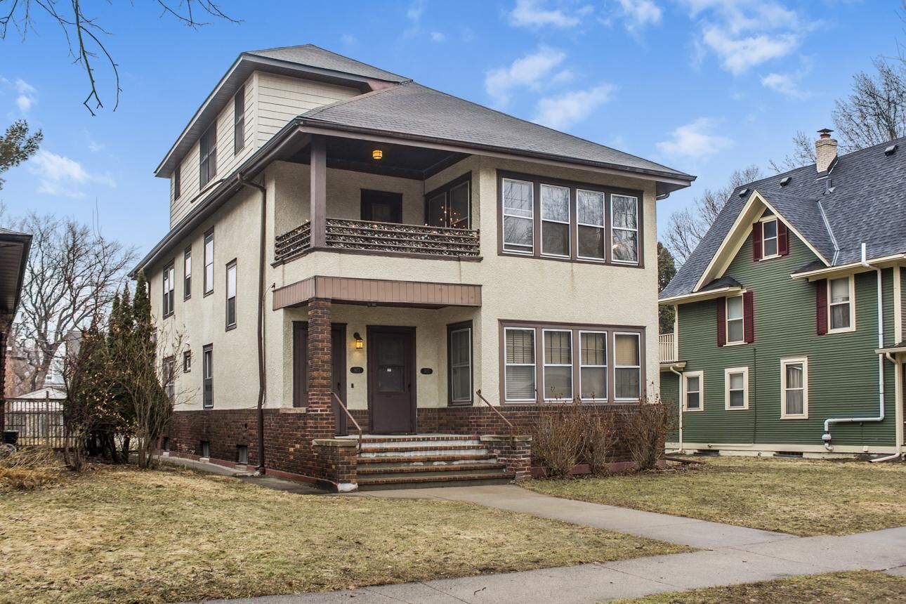 Property Photo: 1471 Lincoln Avenue MN 55105