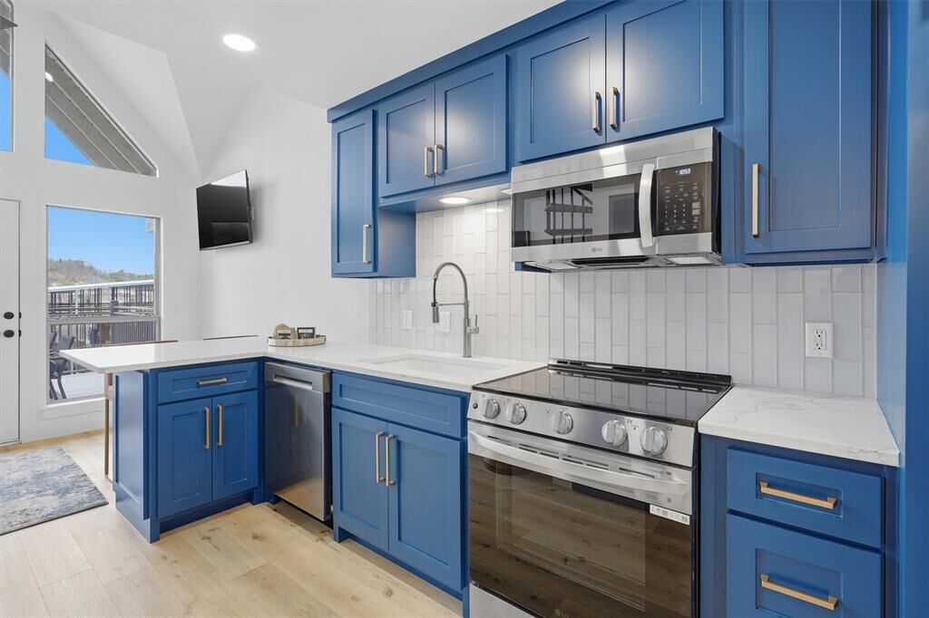 Property Photo: 3007 Upcreek Alley 6 TX 76475