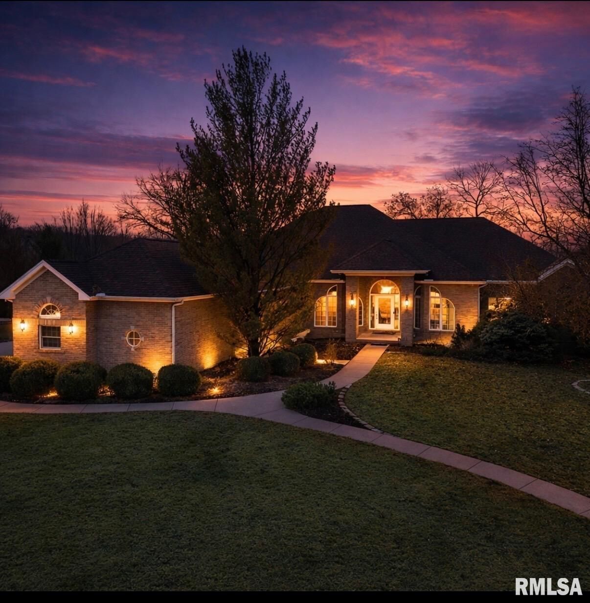 Property Photo: 11819 N Deerfield Drive IL 61525