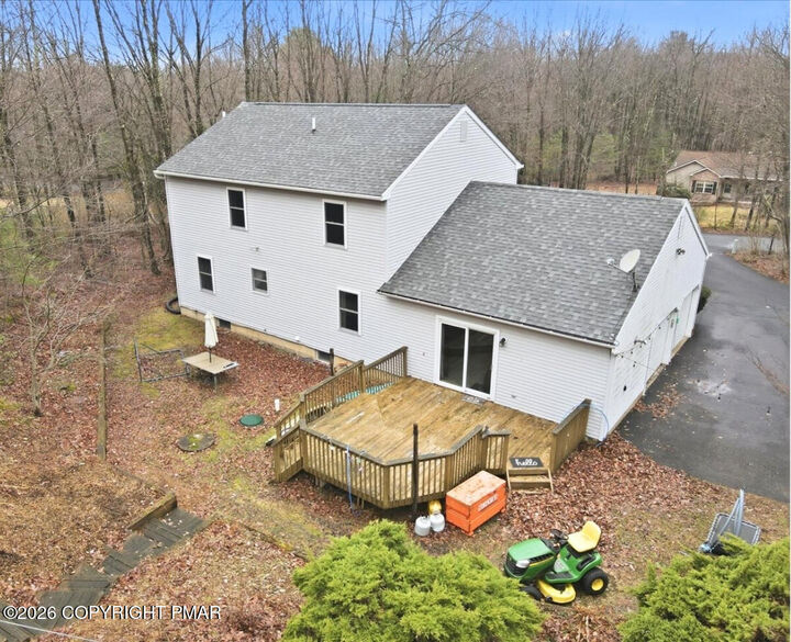 Property Photo:  239 Sundance Road  PA 18330 