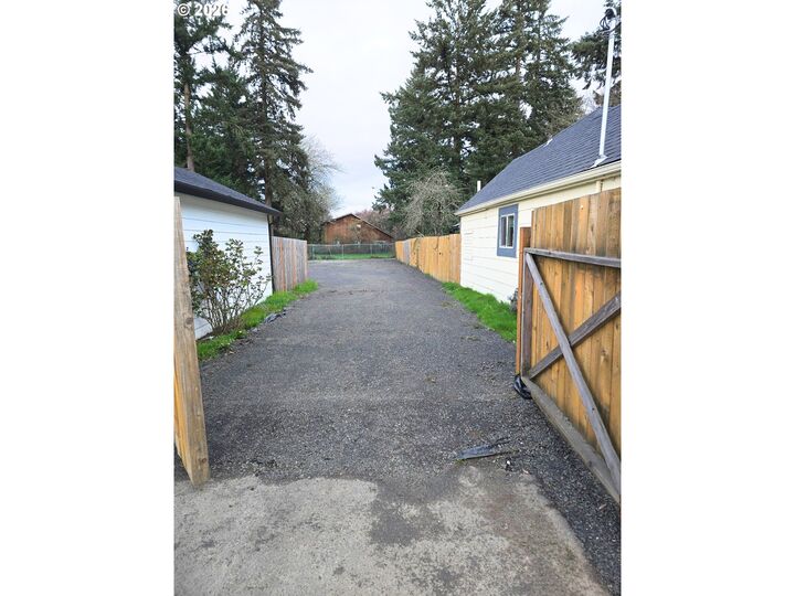 Property Photo:  NE 122nd  OR 97203 