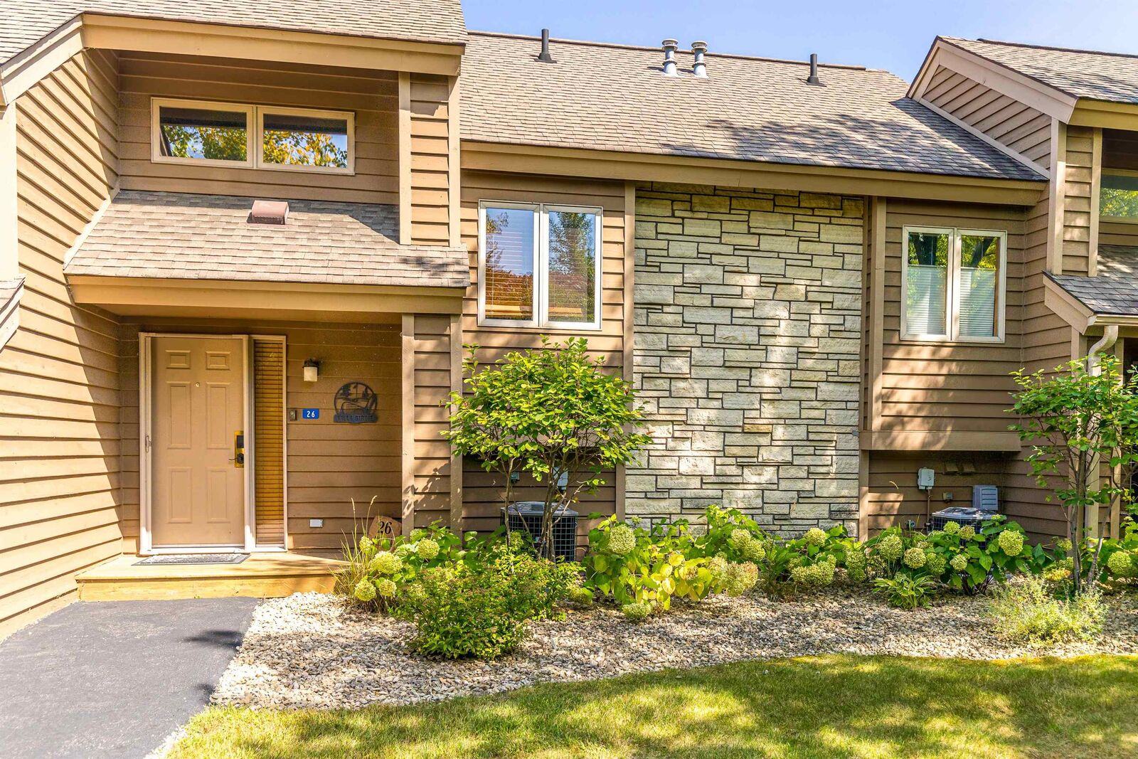 Property Photo:  26 Poplar Ridge Drive  IL 61036 