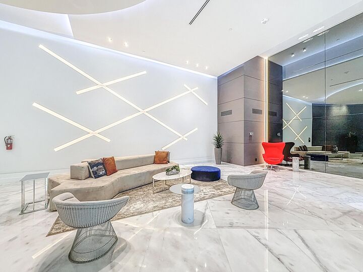 Property Photo:  3300 NE 192 Street 1901  FL 33180 