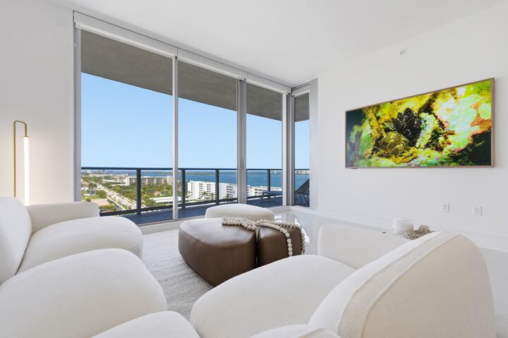 Property Photo:  220 Lake Shore Drive 1205  FL 33403 