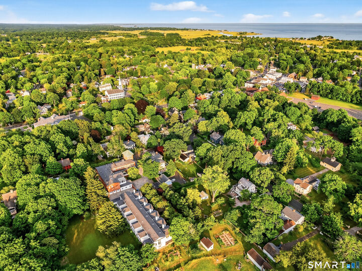 Property Photo:  18 Fair Street Apt 5  CT 06437 