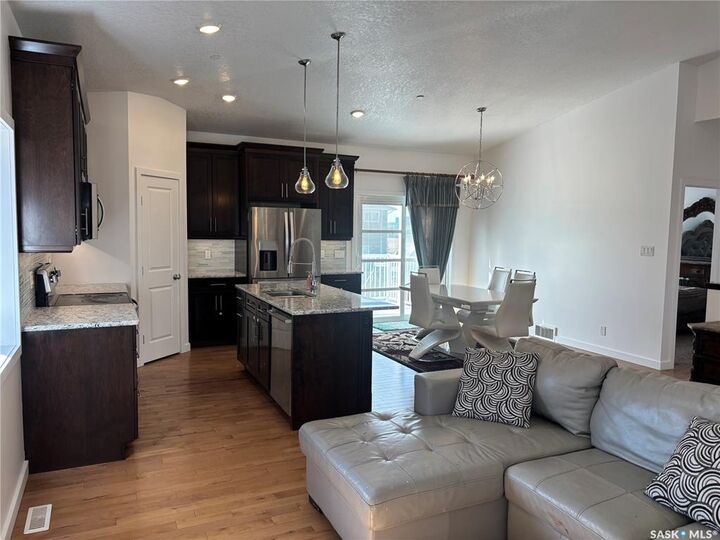 Property Photo: 436 Ridgedale Street SK S9H 5R9