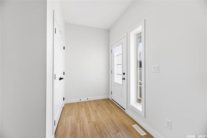 Property Photo: 283 Nazarali Way SK S7V 1X6