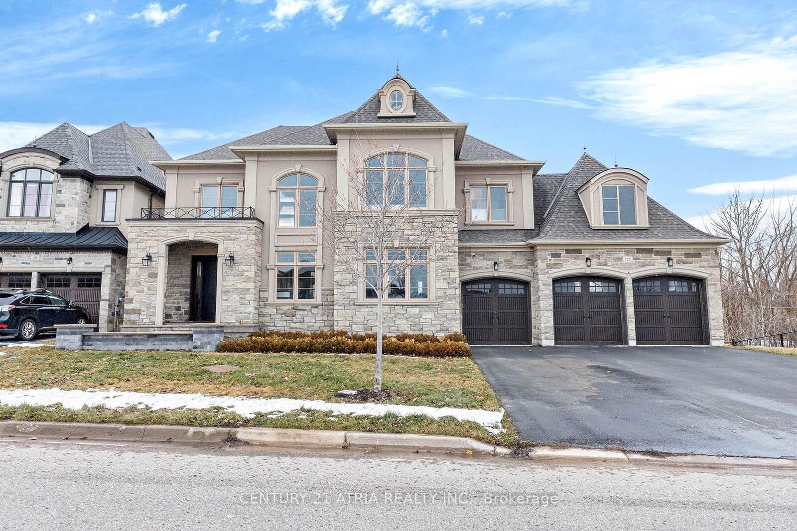 Property Photo:  122 Burns Boulevard  ON L7B 0M2 