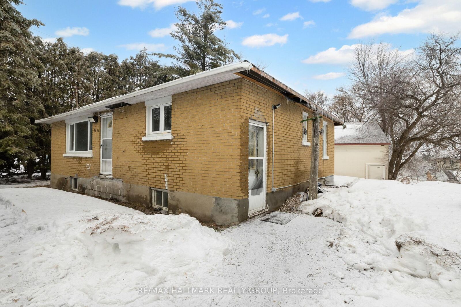 Property Photo: 2601 Regional Road 174 Road ON K4C 1R2