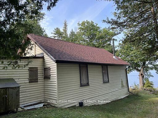 Property Photo: 90 McCracken Landing Road 4 ON K0K 2X0