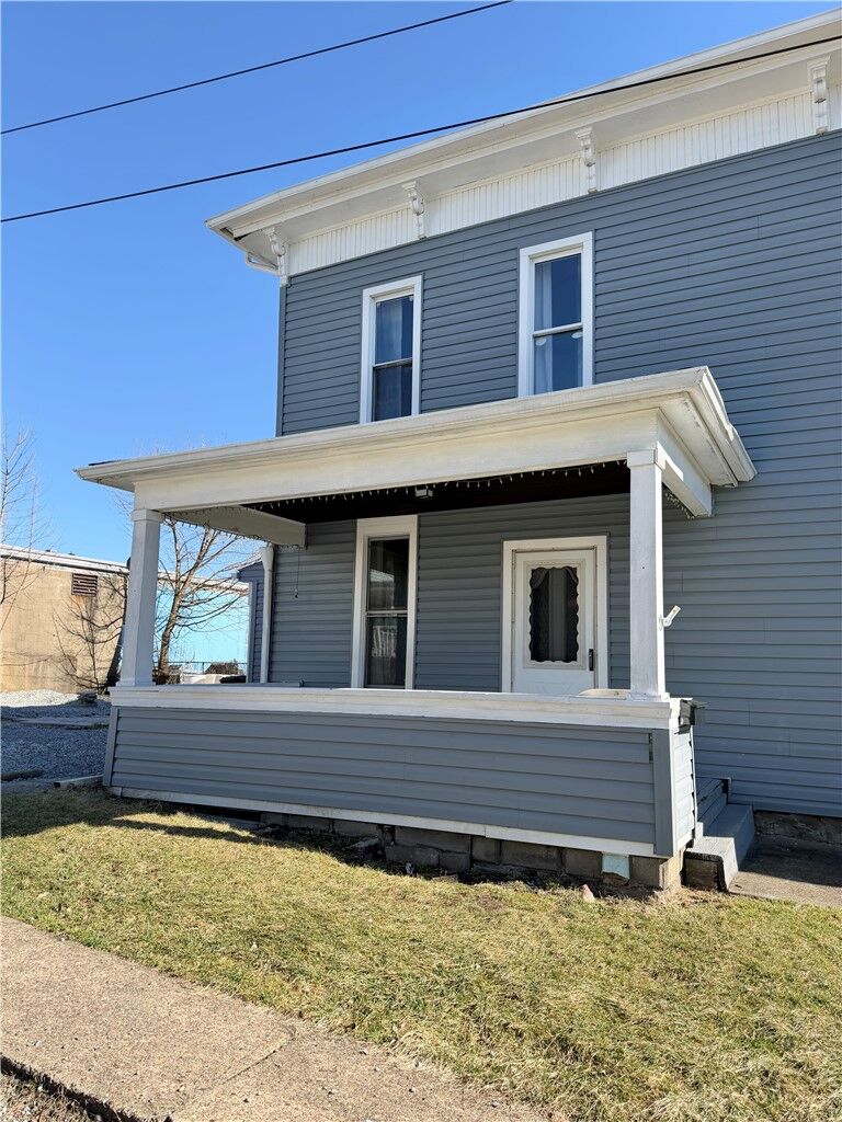 Property Photo: 433 New York Ave Rear PA 15074