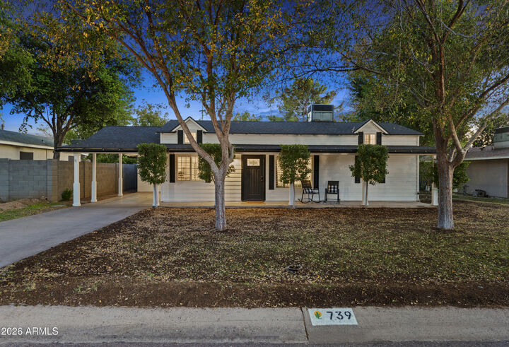 Property Photo:  739 E Belmont Avenue  AZ 85020 