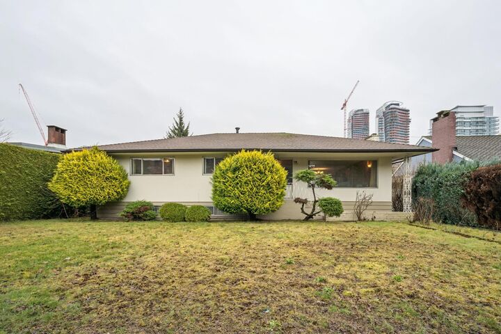 5606 Willow Street — photo 1