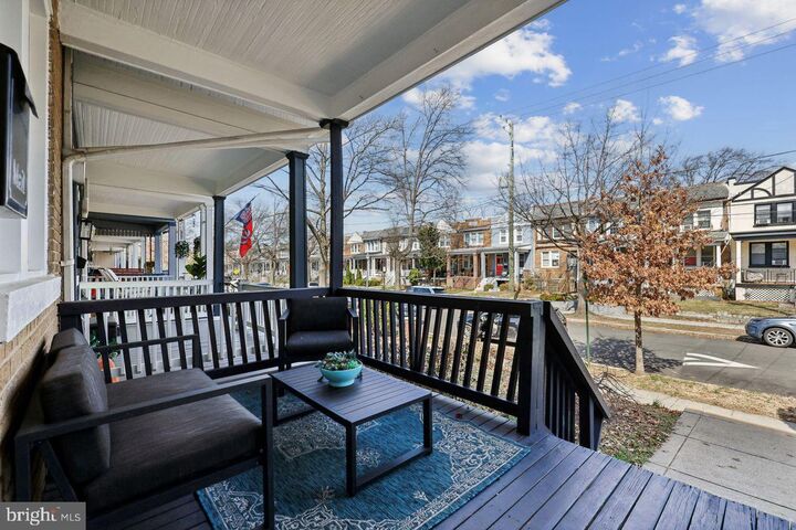 Property Photo:  606 NW Hamilton Street NW  DC 20011 