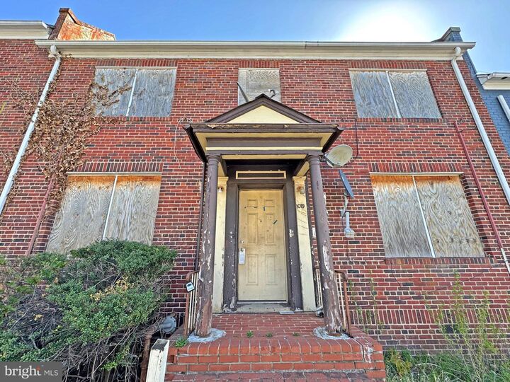 Property Photo: 1019 18th Street NE DC 20002