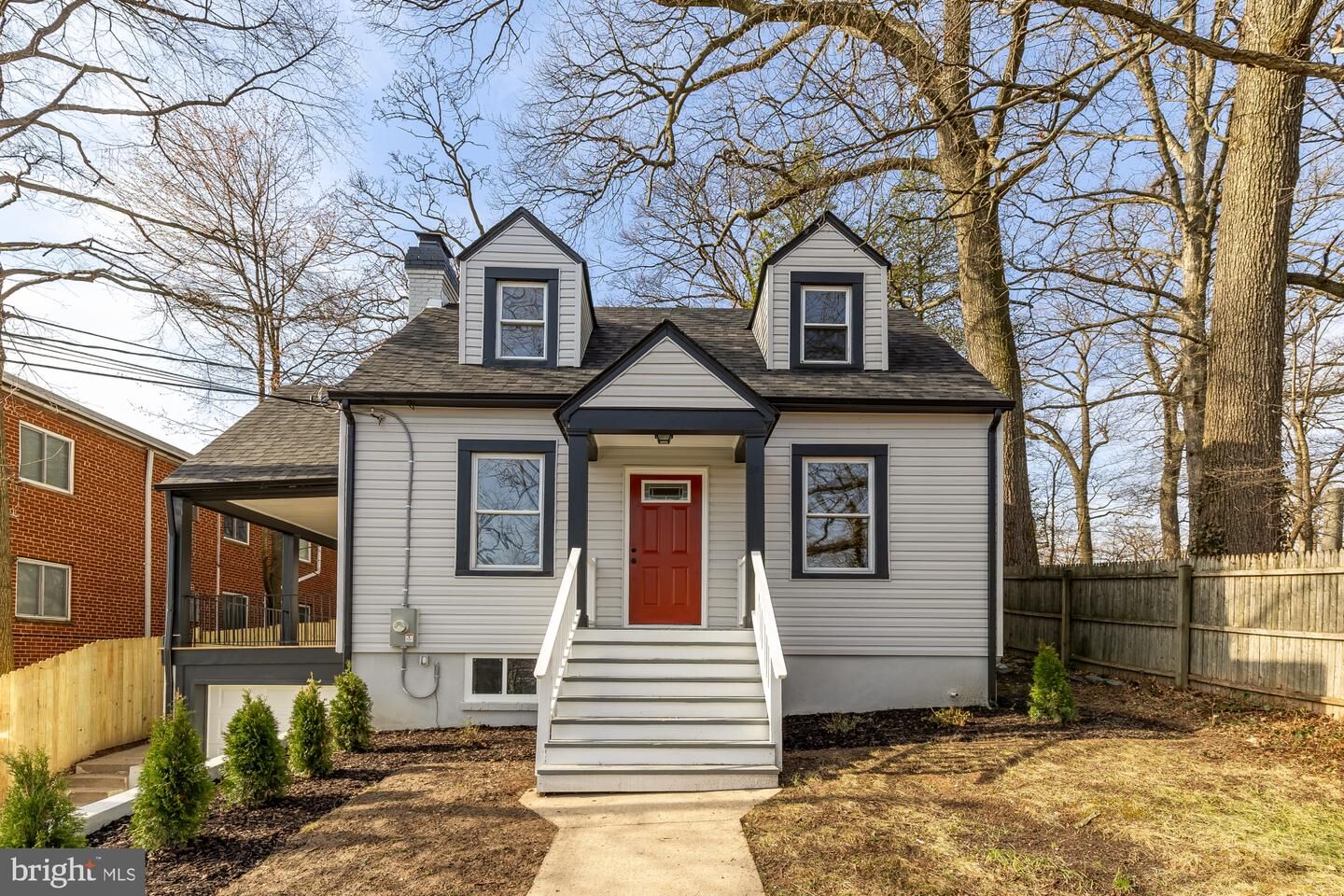 Property Photo:  611 Ethan Allen Avenue  MD 20912 