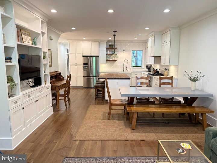 Property Photo: 1232 I Street NE 1 DC 20002