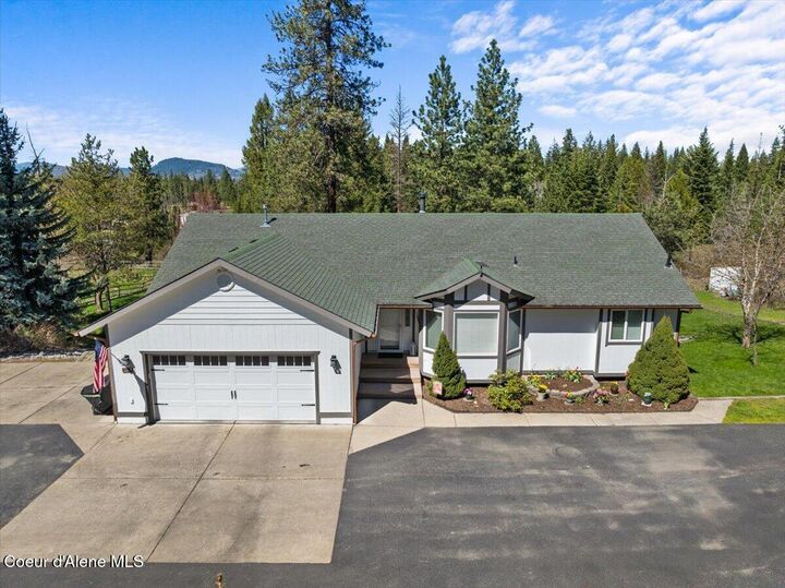 Property Photo:  2447 E Garwood Road  ID 83835 