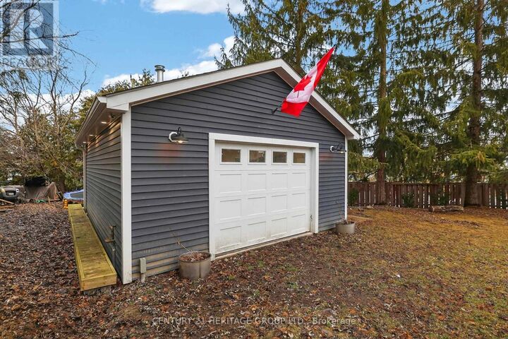 Property Photo:  28 Pegg'S Crescent  ON L9N 1B3 