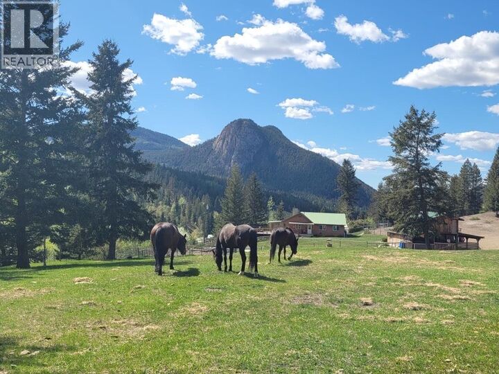 Property Photo: 2865 Hale-Vinnie Road BC V0E 3E0