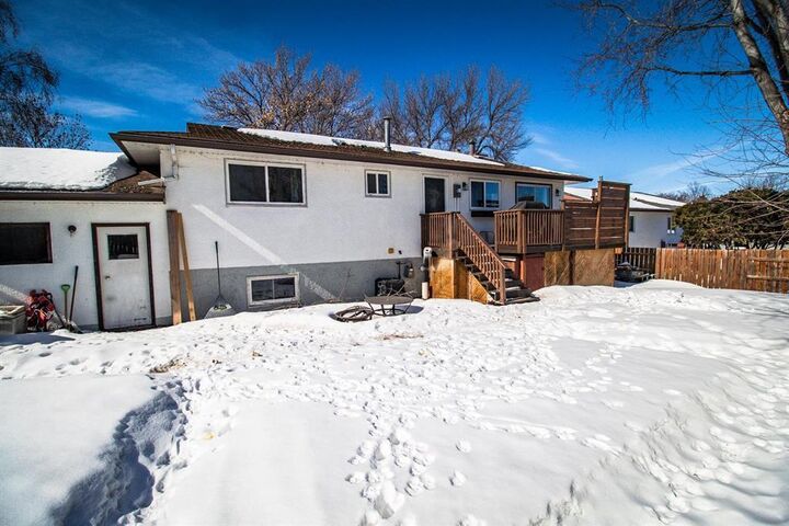 Property Photo:  13 Viscount Crescent  MB R7B 2W5 