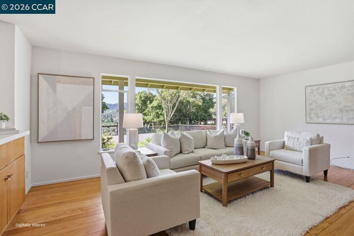 Property Photo:  225 Ridgeway Avenue  CA 94930 