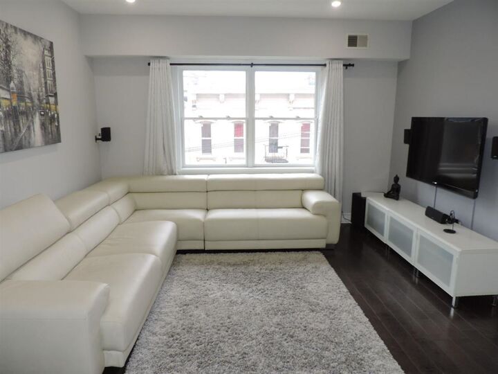 Property Photo:  84 Bloomfield St 11  NJ 07030 