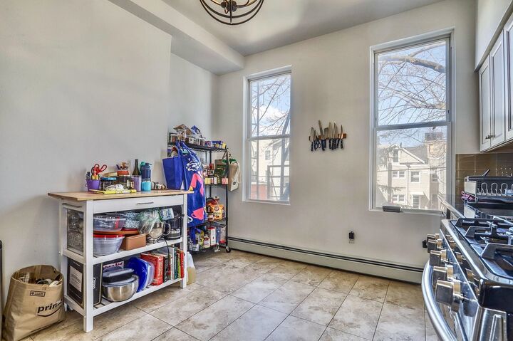 Property Photo:  169 Ogden Ave 2  NJ 07307 