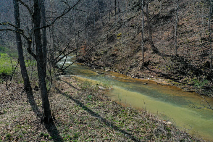 Property Photo:  4000 Ky-1482  KY 40972 