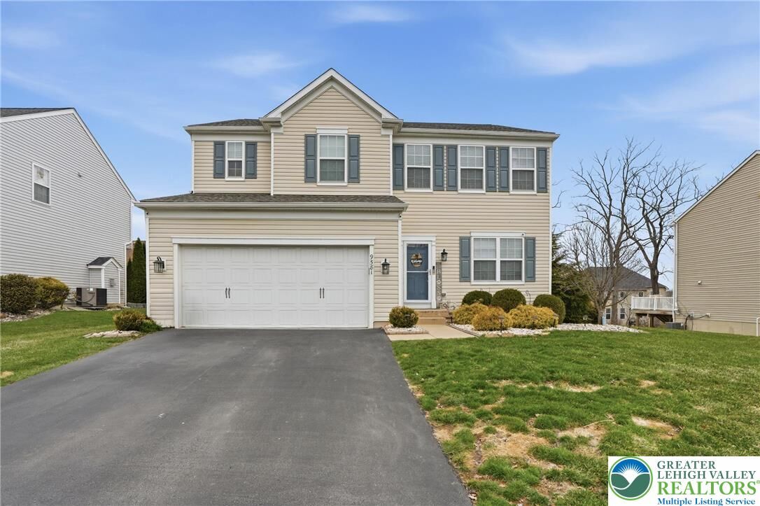 Property Photo: 9581 Sleepy Hollow Lane PA 18031