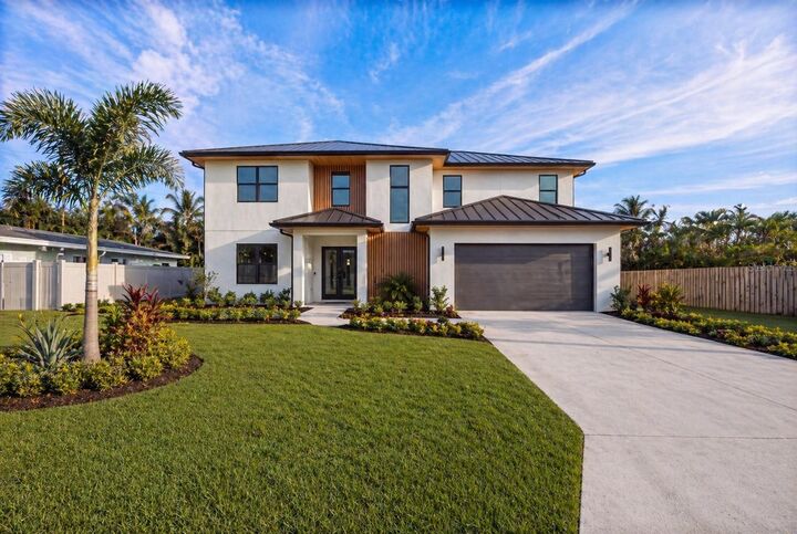 Property Photo:  1235 Cordova Boulevard NE  FL 33704 