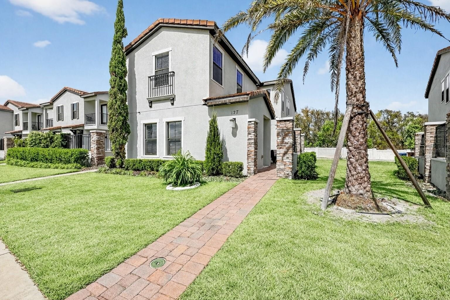 Property Photo: 127 Kenny Boulevard FL 33844