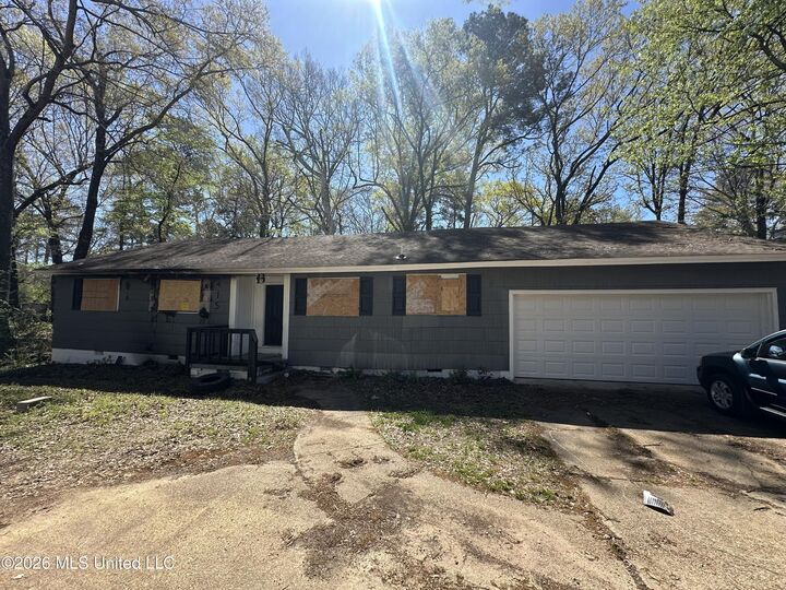 Property Photo:  415 E Northside Drive  MS 39206 