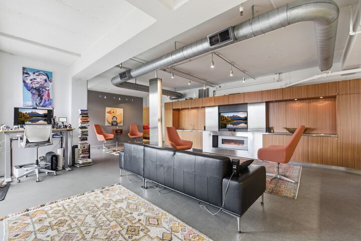 Property Photo: 1530 S State Street 16G IL 60605