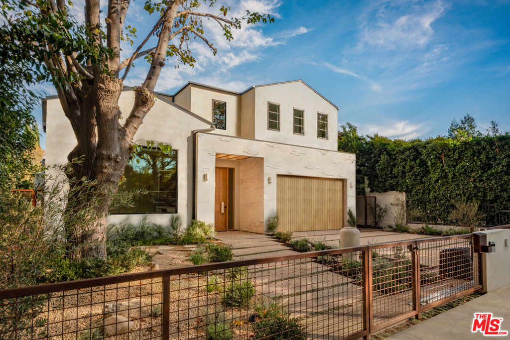 Property Photo:  4170 Sunnyslope Avenue  CA 91423 
